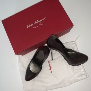 Salvatore Ferragamo Stiletto Pumps (worn once)